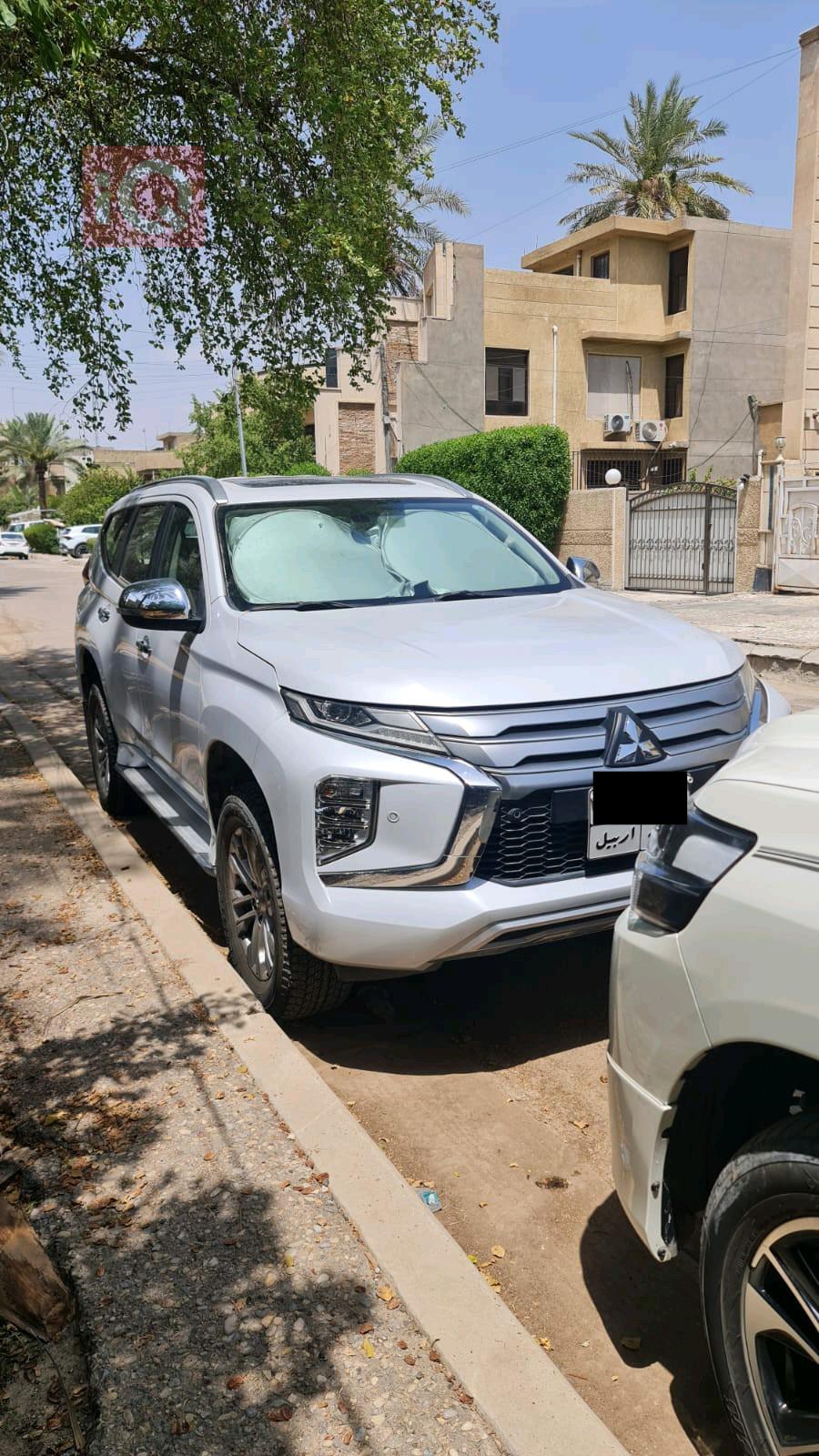 ميتسوبيشي باجيرو سبورت